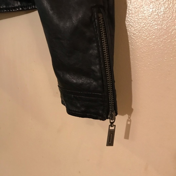 J2 black leather jacket - Picture 4 of 8